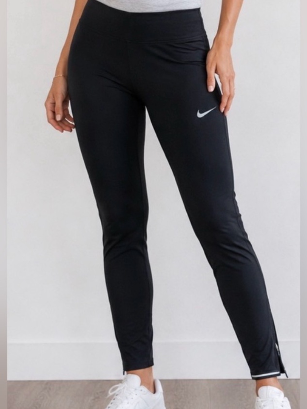 Nike Dri-FIT Black Running Athletic Pants with Ankle Zippers Size XS